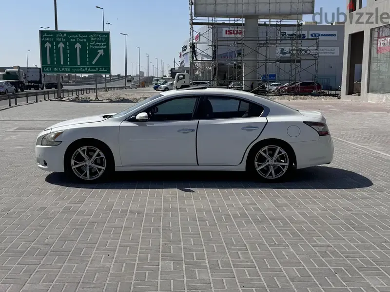 نيسان ماكسيما 2012